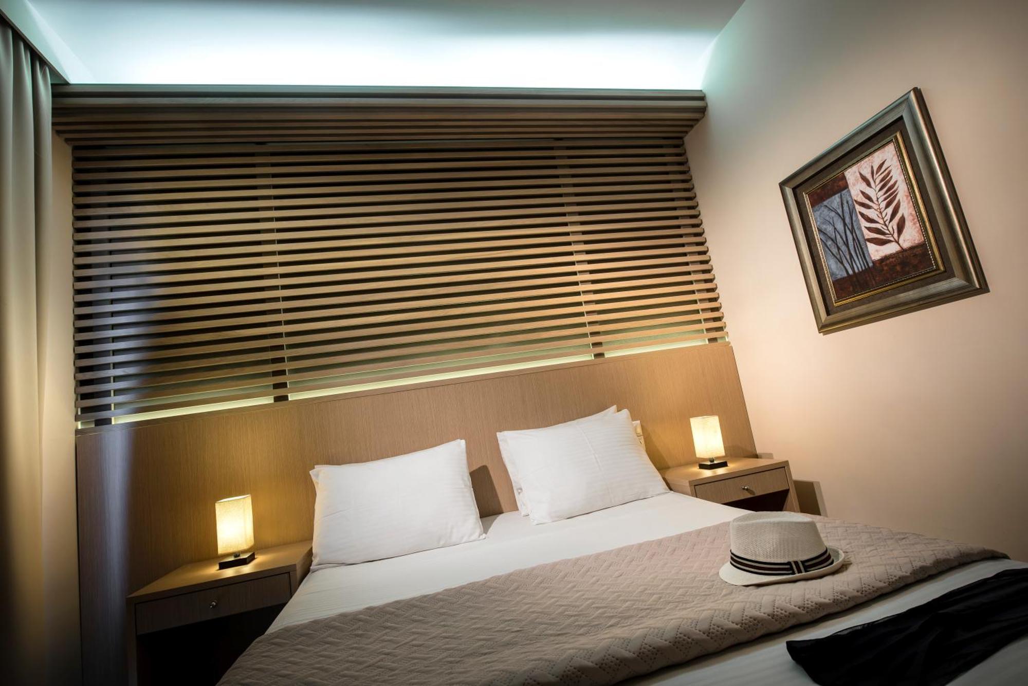 Oasis Beach Hotel - Adults Only Anissaras ภายนอก รูปภาพ