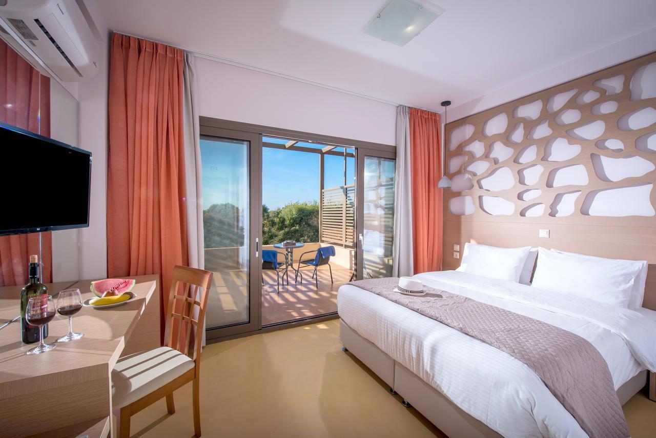 Oasis Beach Hotel - Adults Only Anissaras ภายนอก รูปภาพ