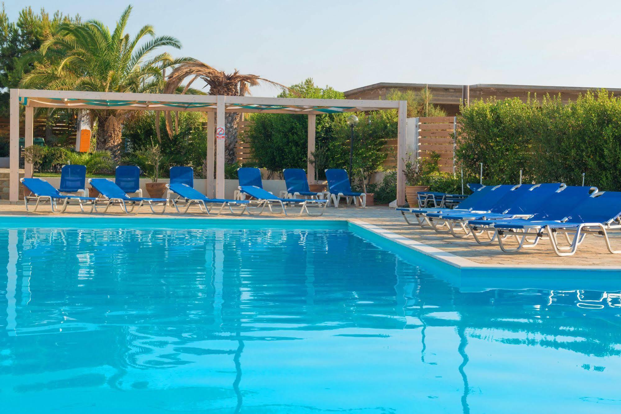 Oasis Beach Hotel - Adults Only Anissaras ภายนอก รูปภาพ